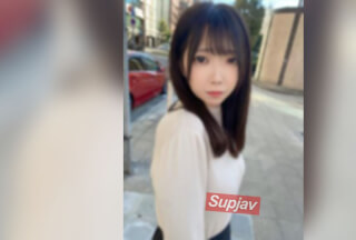 FC2PPV 4510882 【2作品】柔らかDカップ♡ 美脚で韓国風美人みいちゃん♡ が.く.費を払う為にエッチなビデオに… 彼氏がいるのに何度もイッちゃう感度抜群なウブな女の.こ.に2回も中出しちゃいました♡
