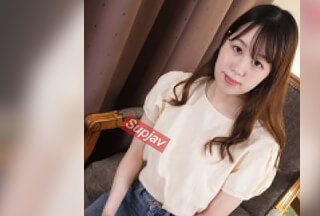 FC2PPV 4512652 私を女優にしてください 経験人数の少ないデカクリ素人編