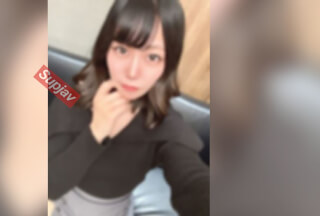 FC2PPV 4546801 照れ屋で甘えん坊♡20\.才のまいちゃん。何度も身体痙攣するほど激イキ♡本能で求め合う合計6体位の本気中 出しセックス♪