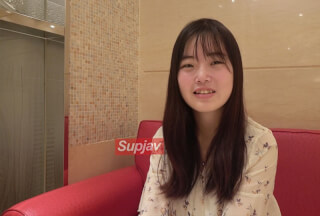 FC2PPV 4565635 ささちゃんVol.01~02 日焼け 貧乳 芋*！フェラ抜きと大量生中でフィニッシュ！