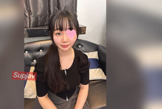 FC2PPV 4572355 18才♡男性経験殆どなし！ウブな女の.こ.なつみちゃん。色白で透明感のある肌と美尻で健康的な身体を開発♡初めての膣イキ連発！合計5体位の無.許.可.中出し濃厚エッチ