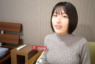 FC2PPV 4574068 6日まで1090pt\!!　初撮り※21歳美人大学生　顔に見合わず下の毛多め「Netflixうちで見る？」お小遣いに釣られて巨根にオカされる