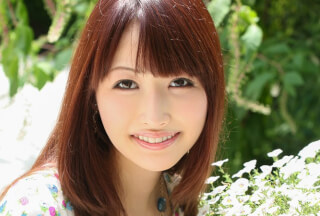 GAREA 923rei A Slender Family Restaurant Employee Becomes A Lewd Woman As She Indulges In Carnal Desires 923rei