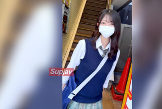 FC2PPV 4607468 【話題作】炎上＆活動休止中　18歳アイドル研修生。反省の色一切無しでFC2出演　禁断の映像初公開。 [有]