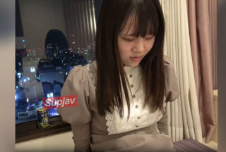 FC2PPV 4613839 ※7日間限定※顔出し※【祝☆新成人】警戒心の強い純真無垢な20歳。旺盛な好奇心につけこんで遠隔バイブからのガチイカセ生中出しFUCK（57分）