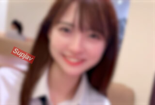 FC2PPV 4617910 【全国1位登場】フォロワー急増中 日本一かわいい18歳衝撃の”本物”降臨。避妊具無し中出し撮影。-オリジナル映像- [有]
