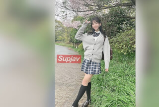 FC2PPV 4669180 茶道部えみちゃん・18歳　隠れ巨乳な色白スレンダー美人　春の陽気でムラムラ発情中出しおせっせ※先着高画質特典付き※ [有]