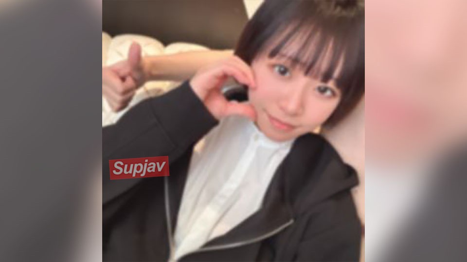 FC2PPV 4671131 【2 .作.品】ハ.メ潮!大量潮吹き!デカクリ♡天真爛漫なももちゃん。ディープスロートフェラご.奉.仕 後 本能剥き出し中.出し 懇.願セックス。