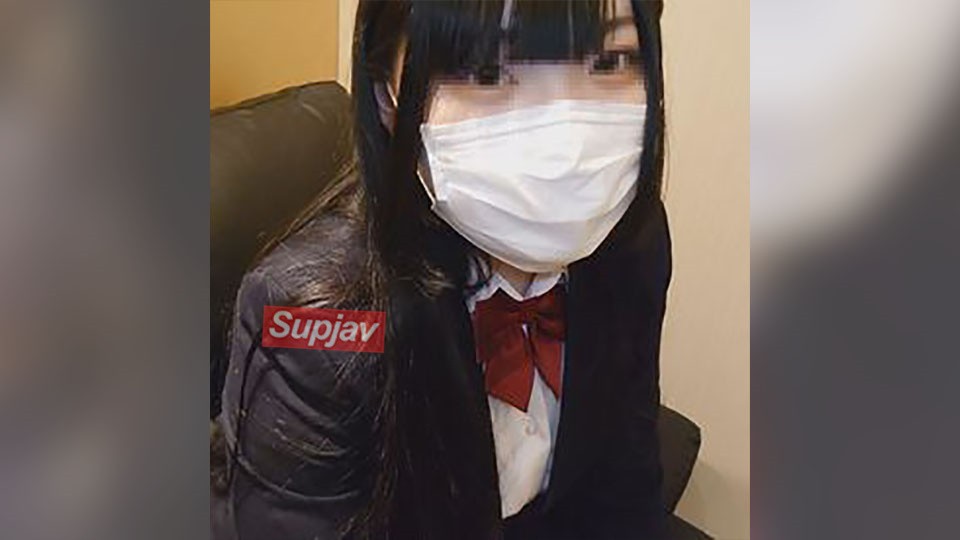 FC2PPV 4646698 【無・制服コス】先着割500pt・ヤリマン巨乳の抱き心地最高なエロボディの締まりがいいマンコに中出し【特典で高画質】