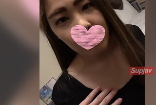 FC2PPV 4669621 [Uncensored, Individual Shooting] Limited Discount 500pt, Creampie Sex With A Beautiful Squirting Slender Gal! [High Quality With Bonus]