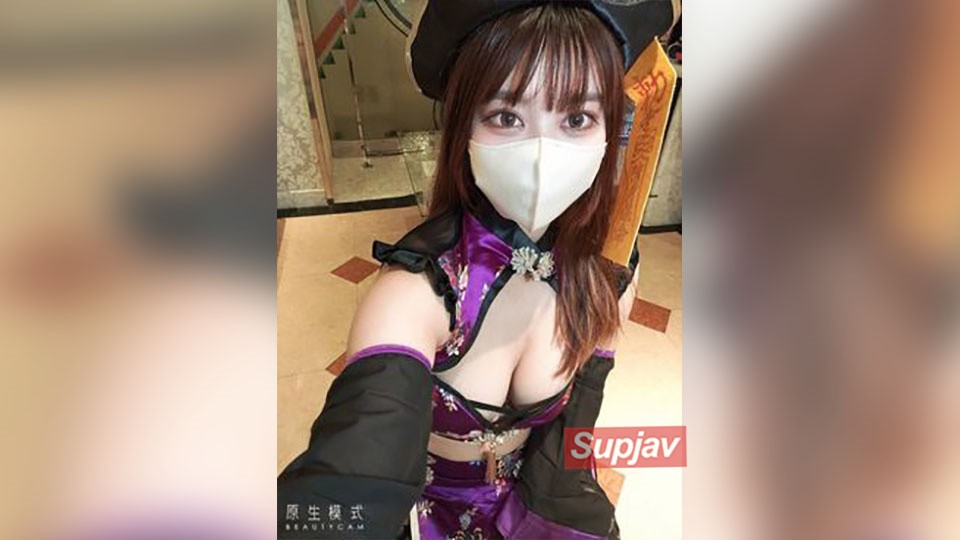 FC2PPV 4684320 （準神スタイル）乳と細いウエストがGOODな、明るくて笑顔が可愛いFカップうさちゃんとコスプレ生ハメセックス。 [有]