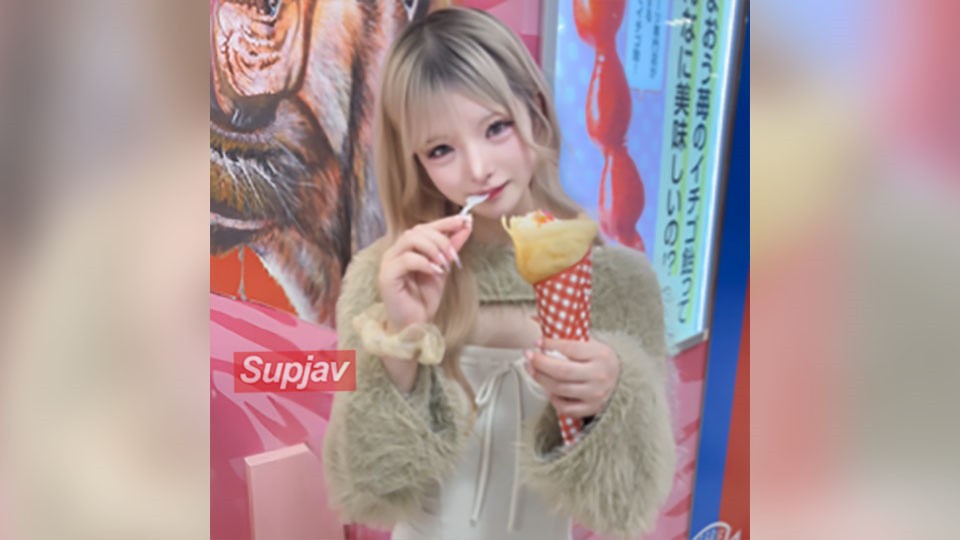 FC2PPV 4712321 【天使降临】“不行，好难受……”纯情的18岁美少女，高潮过后抽搐不止。在水族馆被遥控按摩棒虐打，发出沉闷的呻吟声，半哭半哭♡ 两下压种。