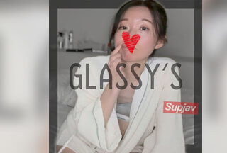 FC2PPV 4701919 #25 可愛過ぎる日本人スレンダー美女と大量潮吹き生ハメSEX│GLASSY’S