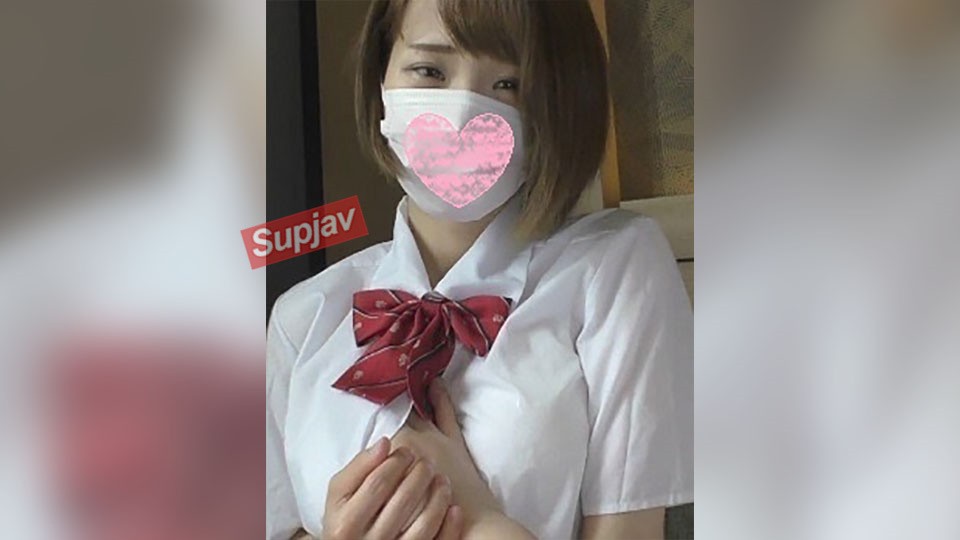 FC2PPV 4733919 【着床怀孕】和18岁短发美女中出！让喜欢老男人的美女不断射精！吸奶器宫颈大量中出，同时高潮！怀孕在所难免！