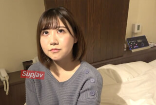 FC2PPV 4787260 【淫乱】「アッ！もうイっちゃうゥゥ」彼氏を裏切り口封じの筈が本気で感じてしまいビクビク連続絶頂ッ！【寝取られ】 [有]