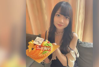 FC2PPV 4792825 【アカウント開設記念セール】完全顔出し！えりかちゃん２０歳の誕生日♡ケーキにゲームに野外セックスと盛りだくさんな最高傑作！