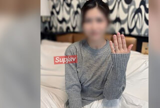 FC2PPV 4825610 結婚指輪が輝かしい！【無】【不倫中出し】性欲爆盛りの美人妻と不倫SEX。嬉しそうにしゃぶり尽くし、硬い他人棒で激しく腰を動かす。手を握り、指輪を見せつけながら中出しを懇願するド変態。※特典あり