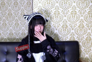 FC2PPV 4852010 [Amateur First Shoot] Shio (20) 153cm 36kg Slender Cosplayer’s First Shoot. Creampie And Anal Penetration Atm. Long-Term Vibrator Te Makes Her Cum Continuously And Trembles While Drooling