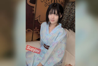 FC2PPV 4876823 ギャップ萌え！清純系なのに「ドスケベ」過ぎるめちゃかわ女子大生・20歳⇒露天風呂で中出しされて浴衣姿でおまんこくぱぁ（ゆみにー）[有]