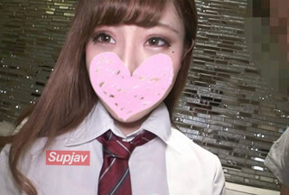 FC2PPV 4879159 [Uncensored] Serious Raw Cumshot Impregnation Press On An 18-year-old Gal-type Massage Girl!!