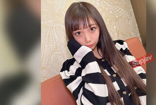 FC2PPV 4881541 Iカップ爆乳おっぱい♡美脚♡れなちゃん♡ 見つめながらのWフェラで暴.発.寸前♡連続中.出し♡
