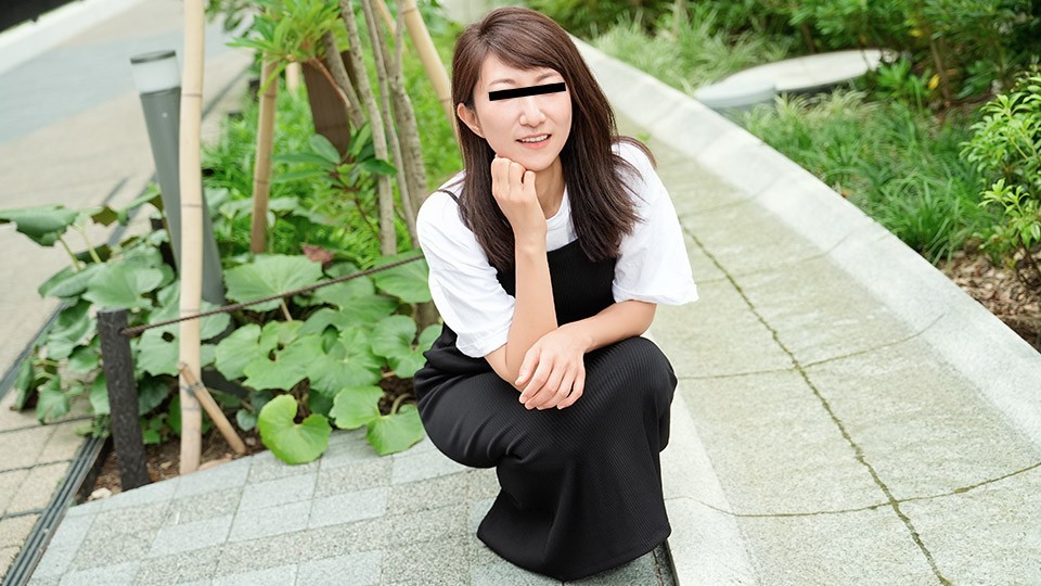 Pacopacomama 人妻熟女 061126_100 一位失意家庭主妇的淫荡行为