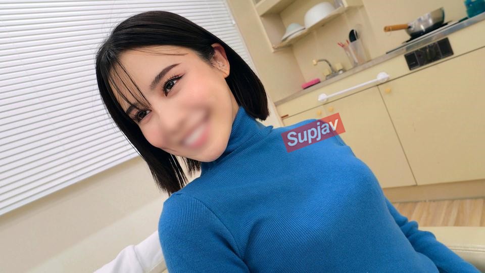 FC2PPV 4930499 美艳动人！一位人气已婚女教师。冷静严肃的外表下，隐藏着她与男人嬉戏的欲望。[有]