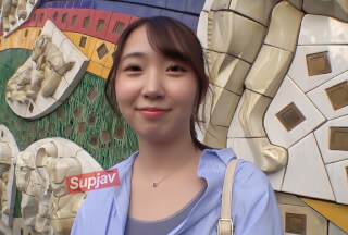FC2PPV 4936834 [限量发行] 一位温柔的大学女生，择偶标准很高，却找不到男朋友，但她其实非常热爱性爱，于是申请拍摄性爱视频♡ 她非常敏感，会喷水，并达到多次高潮，在这部激烈的性爱视频中，她对身体契合度的要求更高了。[高清特典][有]
