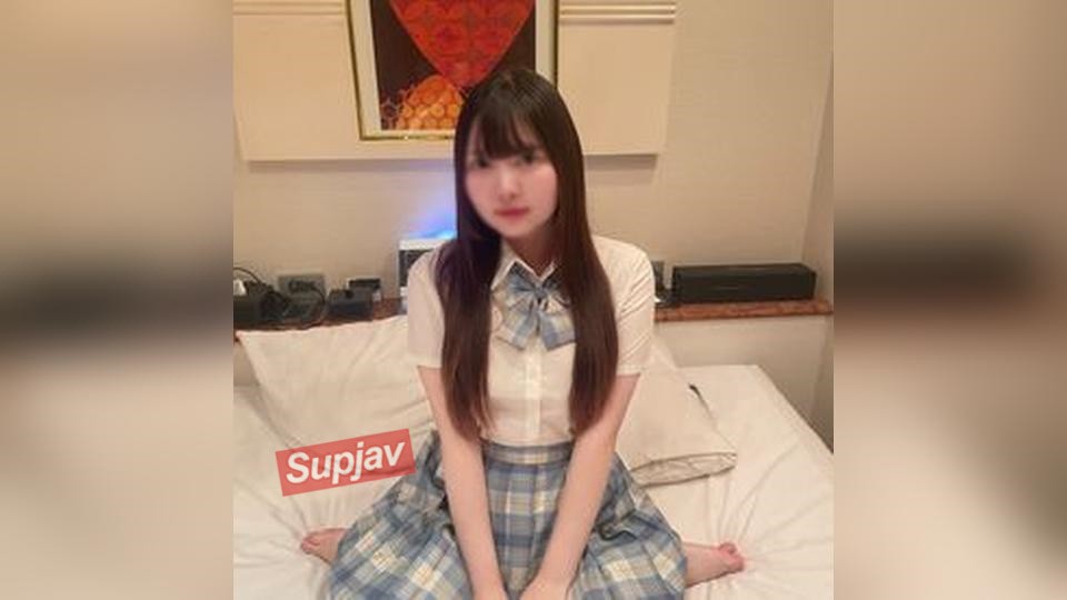 FC2PPV 4937571 ※在庫限りで終了※身バレNGの18歳アイドルちゃんの無修正中出しセックスを完全顔出しでお届け。流石に晒しすぎてそろそろアイドルクビになるかも・・ww