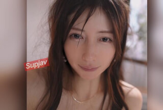 FC2PPV 4939398 ⭐50% OFF (1,500 Yen Off)⭐ Limited Time (until 7/21) & Limited Quantity⭐ [Beautiful 45-year-old Single Mom] Intense Fucking And Squirting In Her Lived-in Home. Two Creampies During A Threesome![cen]