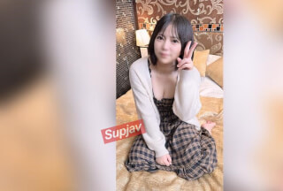 FC2PPV 4943290 8/4まで990pt!!【特典付き】超敏感マシュマロボディJDがセクシーランジェリーでハメ撮り♡未経験の連続絶頂で痙攣しっぱなしの膣内に容赦ない大量精液放出!!
